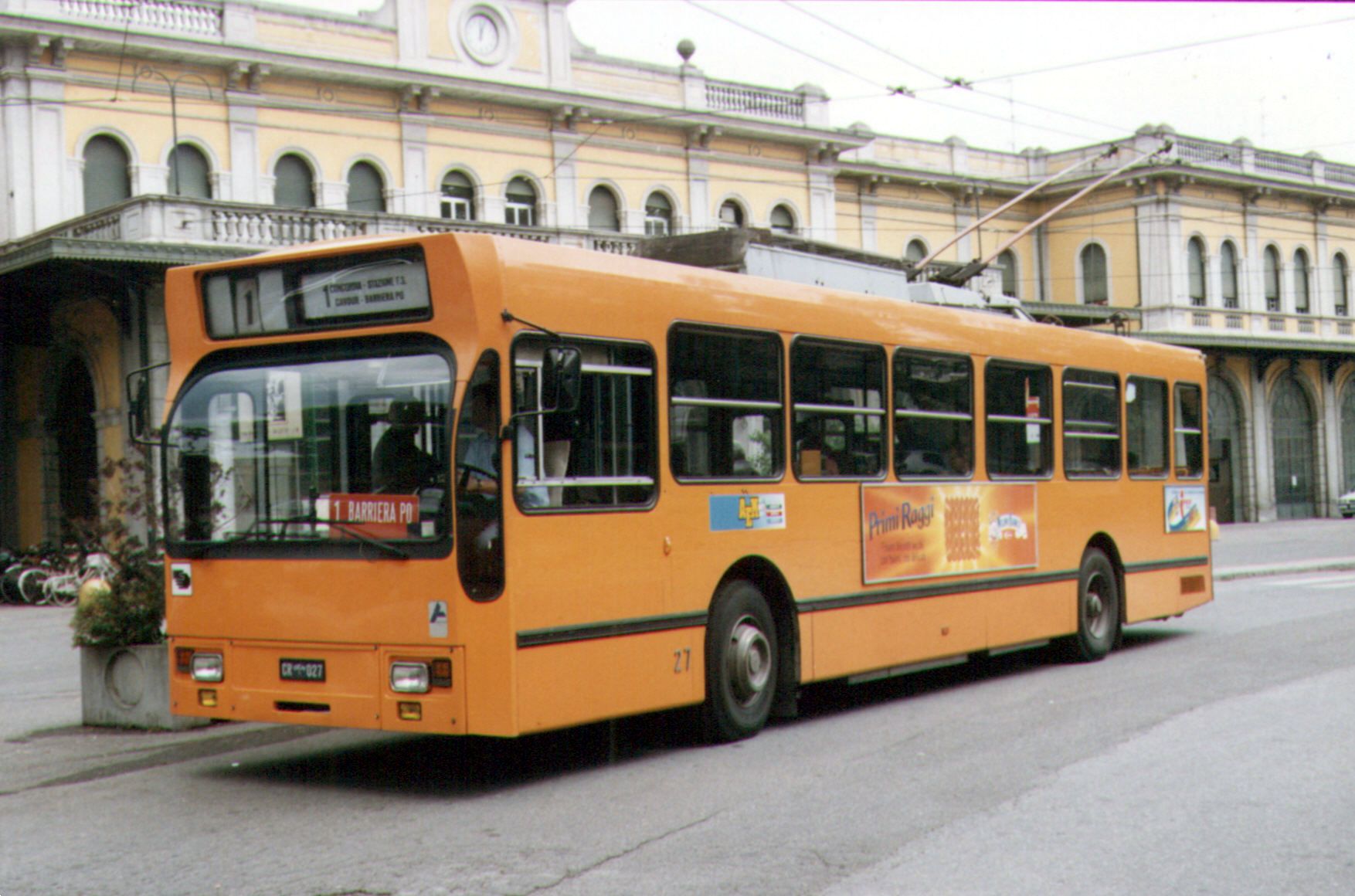 Mauri bodied Volvo B59 trolleybus