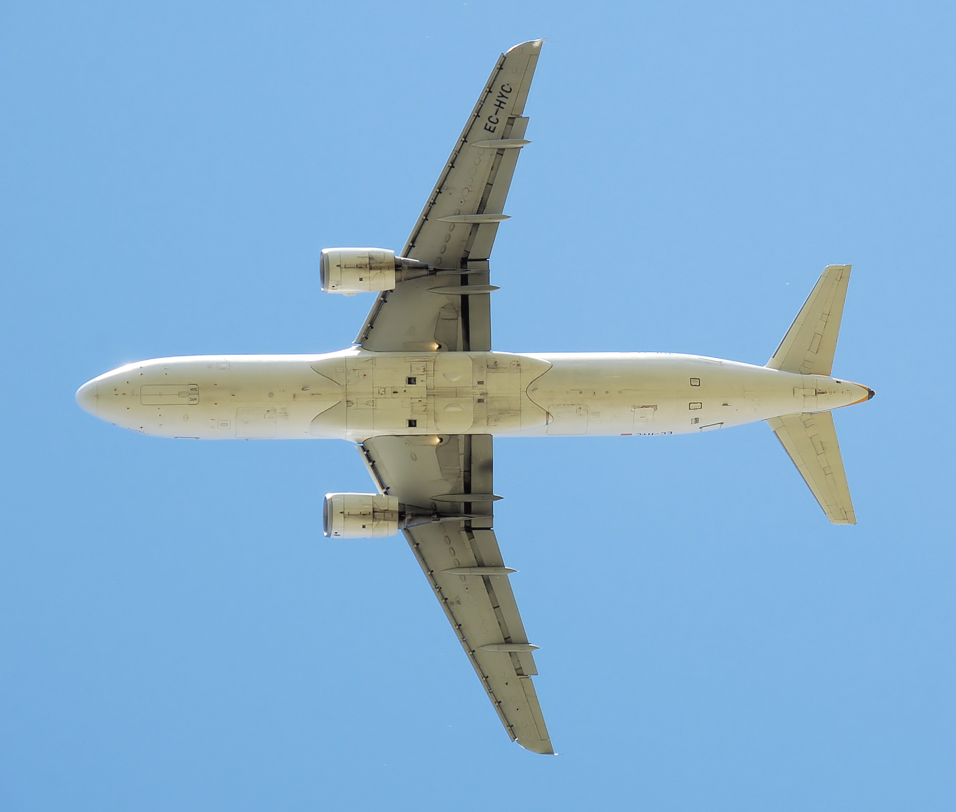 Planform view of an Iberia Airbus A320-200